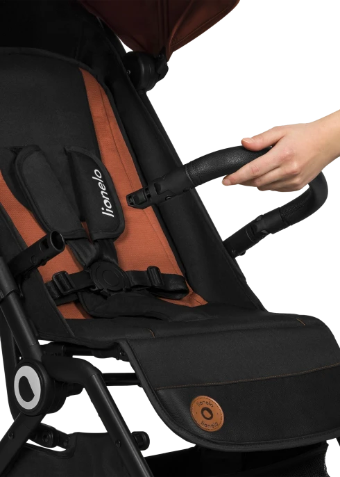 Wózek spacerowy 8,2 kg, składanie jedną ręką, do 22 kg - Cloe Brown Rust - Lionelo