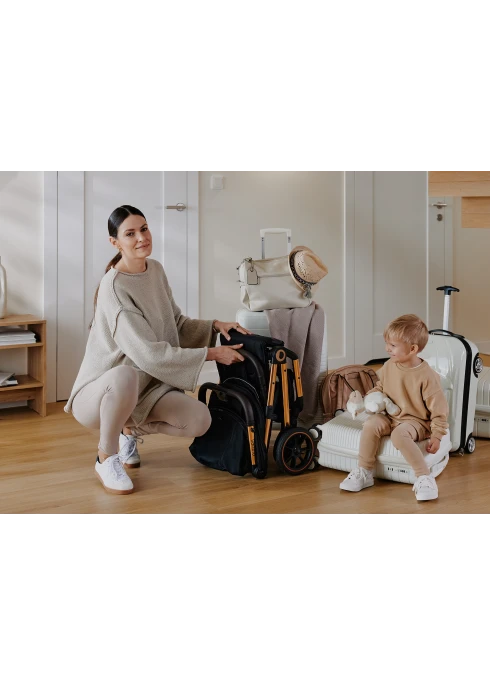 Wózek spacerowy 8,2 kg, składanie jedną ręką, do 22 kg - Cloe Black Onyx - Lionelo