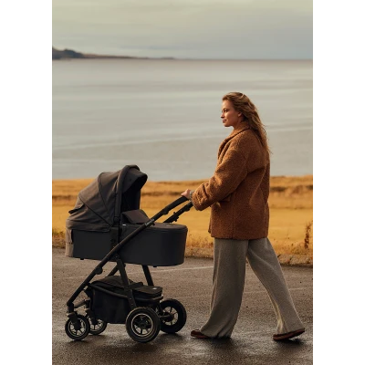 Lionelo Amber Plus 3 w 1 Beige Sand — Wózek wielofunkcyjny z fotelikiem