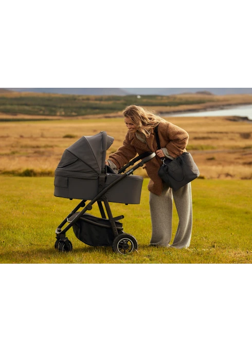 Lionelo Amber Plus 3 w 1 Beige Sand — Wózek wielofunkcyjny z fotelikiem