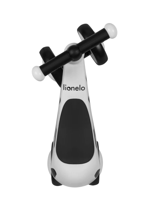 Lionelo Sammy White — Jeździk od 1. roku życia