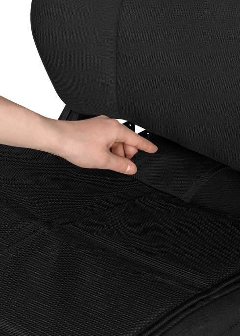 Mata pod fotelik Sikker Black Carbon - Lionelo