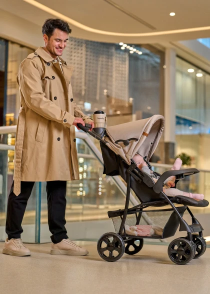 Wózek spacerowy lekki 7,7 kg, z tacką i torbą, do 15 kg - Emma Plus Grey Dove - Lionelo