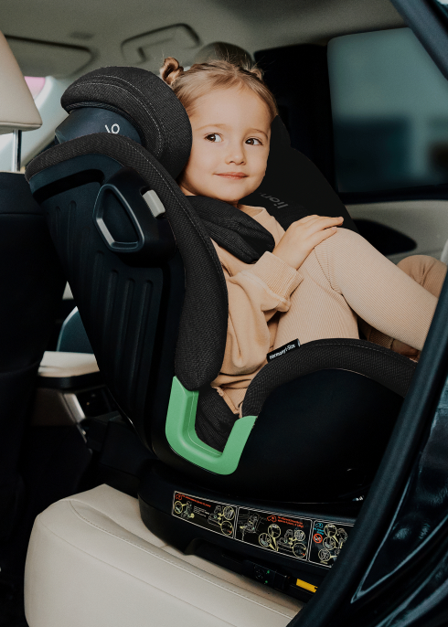 Fotelik samochodowy Harmony i-Size Black Carbon - Lionelo