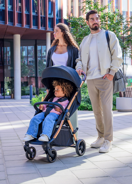 Wózek spacerowy 8,5 kg, składanie jedną ręką, amortyzowany - Ingrid Black Onyx - Lionelo