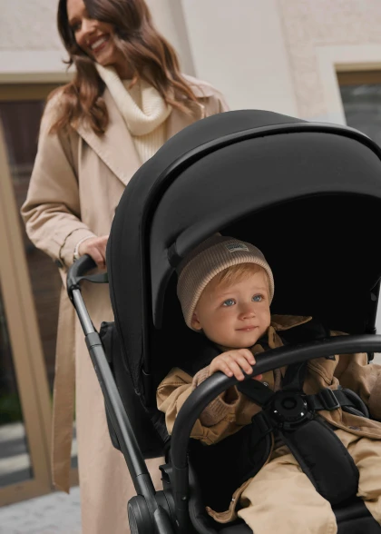 Wózek 2w1, koła all-terrain, gondola XXL - Layla Black Onyx - Lionelo