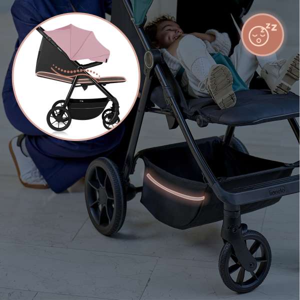 spacerówka z regulowanym oparciem i podnóżkiem